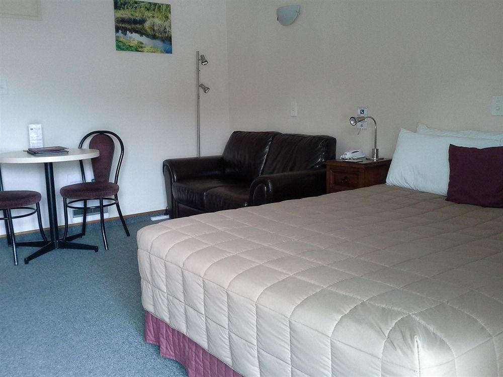 Asure Highpark Motor Inn Греймут Экстерьер фото